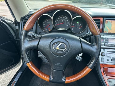 Used 2002 Lexus SC 430 Convertible image 31