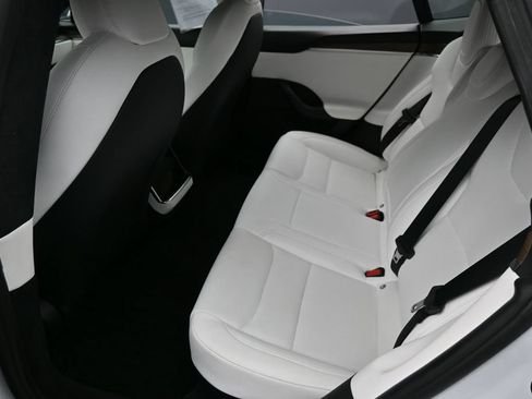 Used 2023 Tesla Model S AWD/4WD image 12
