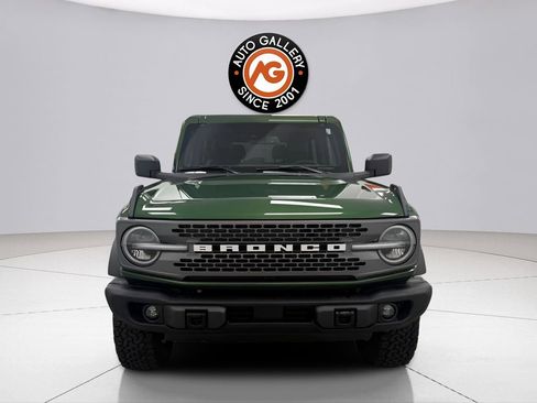 Used 2025 Ford Bronco Badlands AWD/4WD image 2