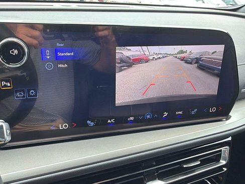 New 2026 Chevrolet Traverse LT FWD image 29