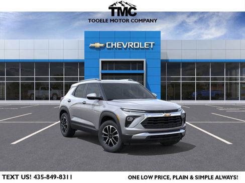 New 2026 Chevrolet TrailBlazer LT w/ Convenience Package AWD/4WD image 1