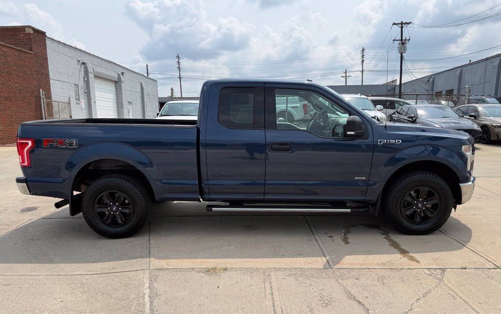 Used 2015 Ford F150 XLT w/ Equipment Group 301A Mid AWD/4WD image 7