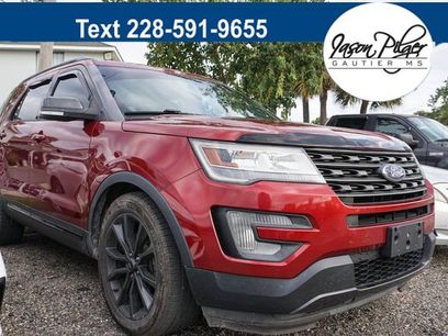 Used 2017 Ford Explorer XLT w/ Equipment Group 202A