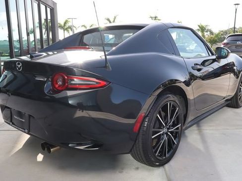 Used 2025 MAZDA MX-5 Miata RF Grand Touring RWD image 3