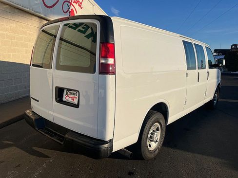 Used 2020 Chevrolet Express 2500 Extended w/ Communications Package image 8