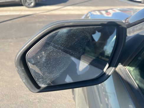 Used 2020 Ford Explorer XLT w/ Equipment Group 202A image 15