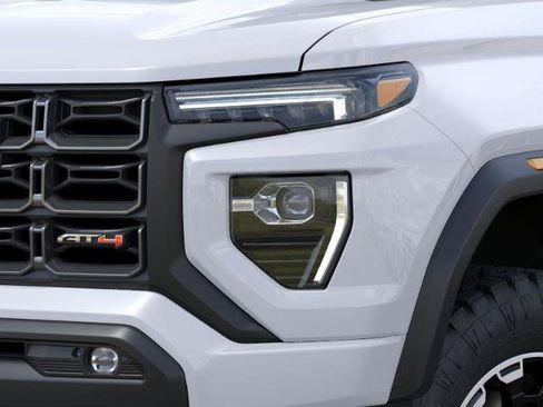 New 2026 GMC Canyon AT4 w/ Technology Plus Package AWD/4WD image 10