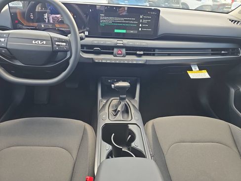 New 2026 Kia K4 FWD image 14