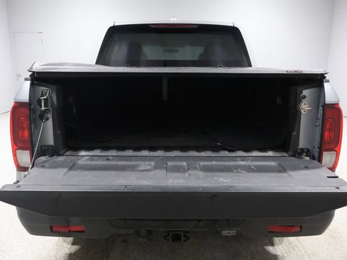 Used 2019 Honda Ridgeline Sport image 4