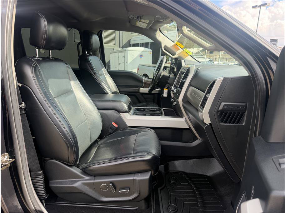 Used 2019 Ford F250 Lariat w/ Lariat Value Package AWD/4WD image 14
