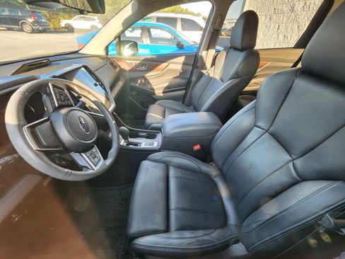 Used 2023 Subaru Ascent Touring AWD/4WD image 10