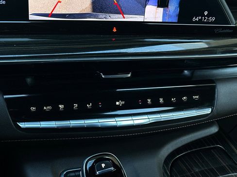 Used 2022 Cadillac Escalade Premium Luxury w/ Performance Package image 19