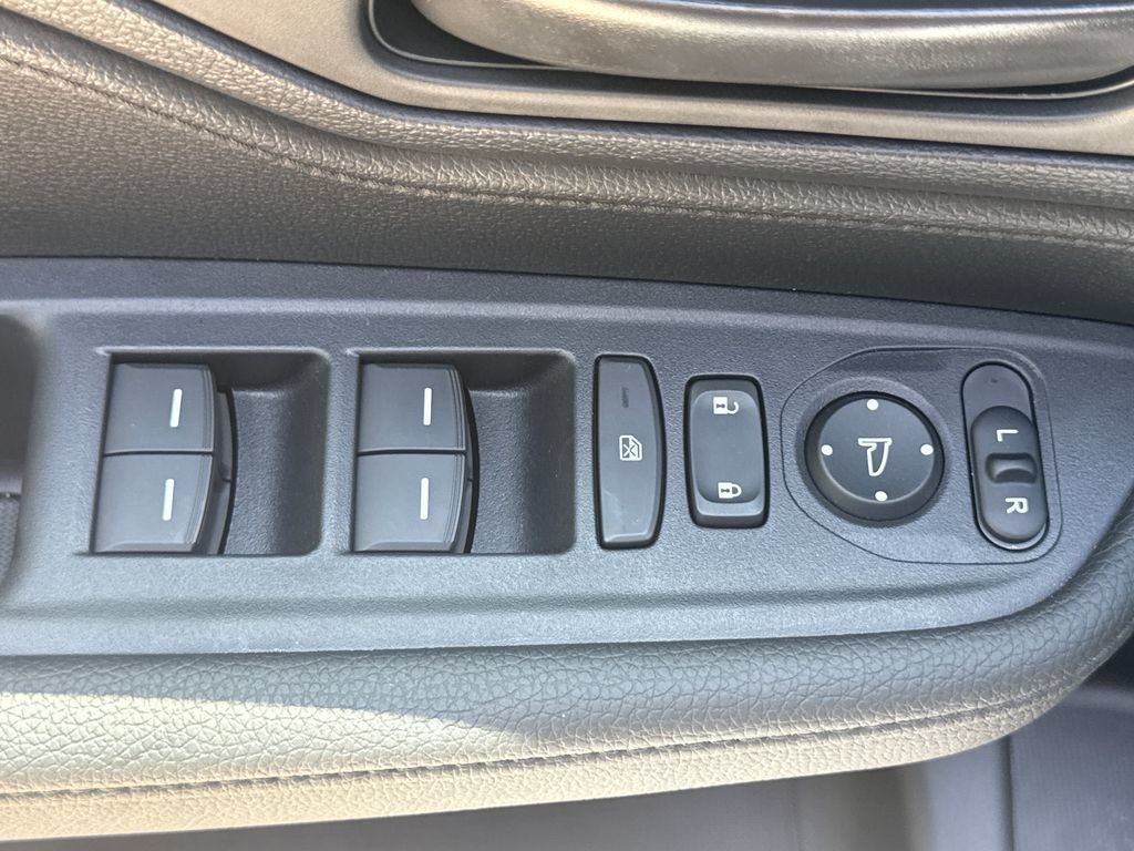 Used 2026 Honda Odyssey EX-L image 15