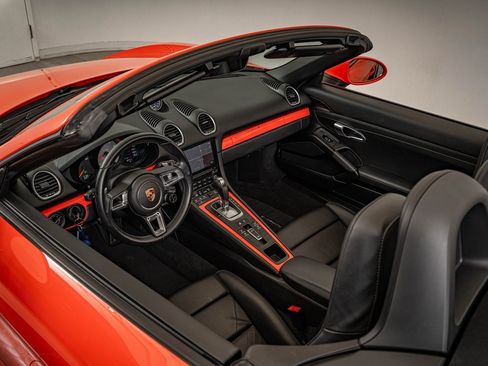 Used 2017 Porsche 718 Boxster S image 21