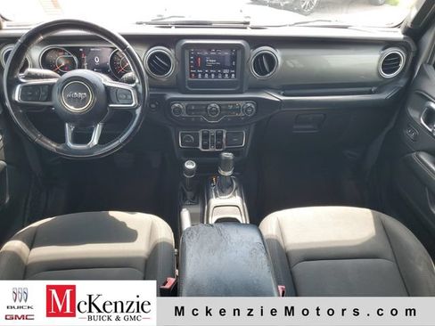 Used 2020 Jeep Wrangler Unlimited Sahara AWD/4WD image 26