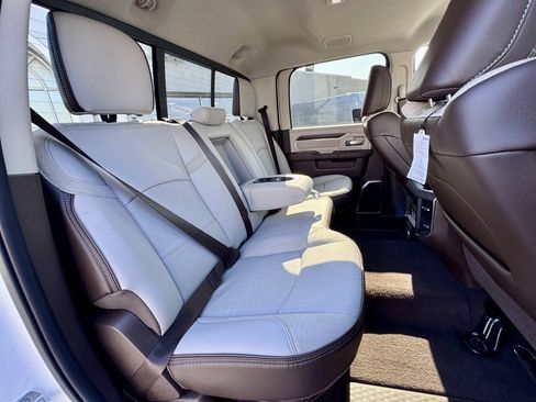 Used 2025 RAM 2500 Laramie w/ Towing Technology Group image 21