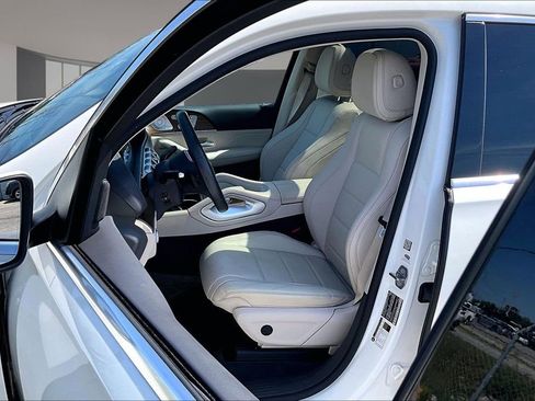 Used 2020 Mercedes-Benz GLS 450 4MATIC image 25