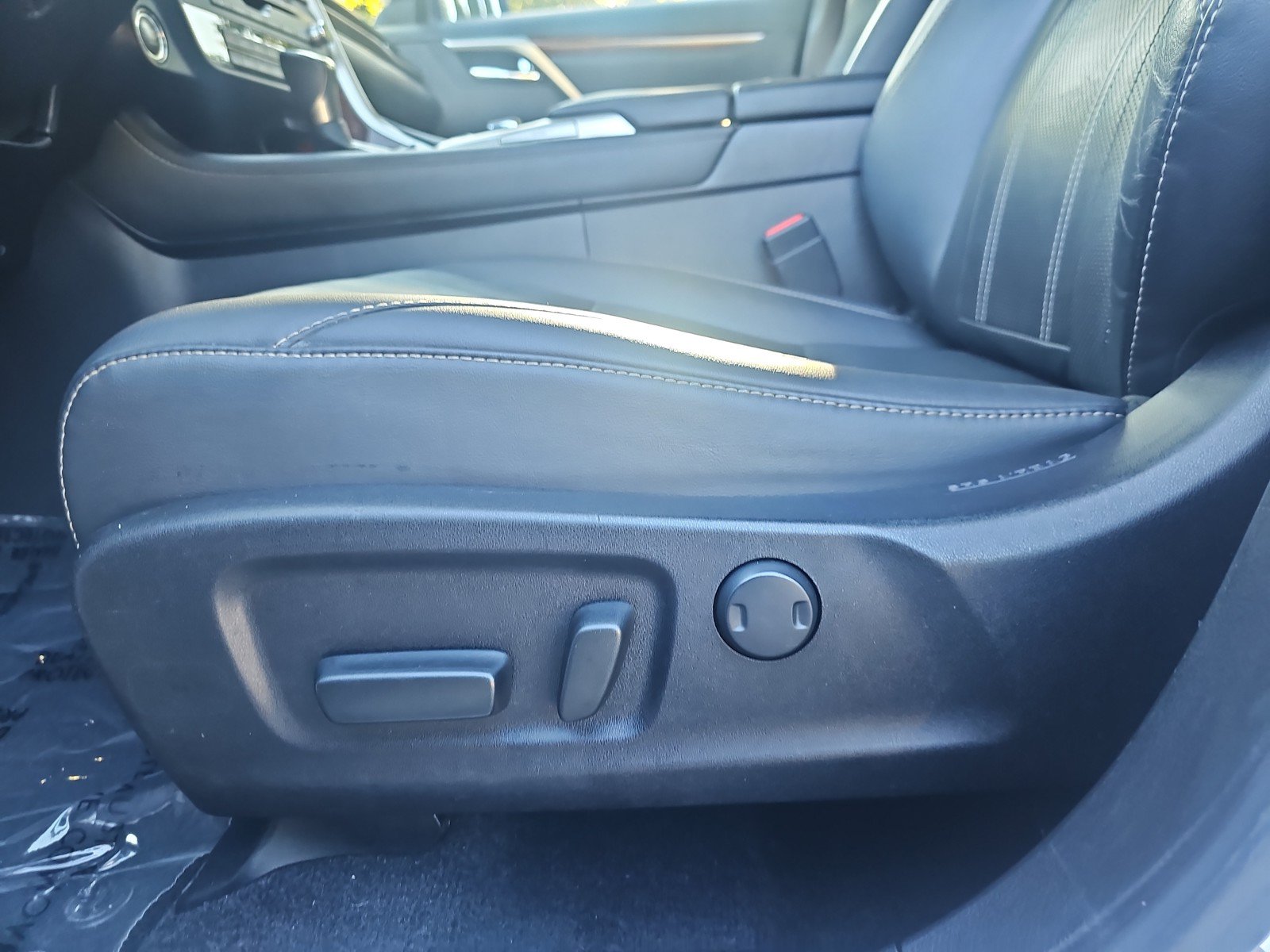 Used 2018 Lexus RX 350L FWD image 14