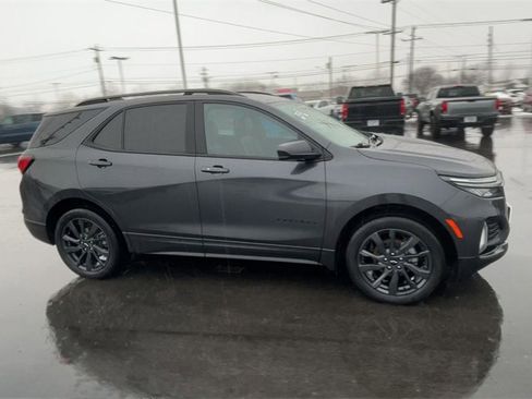 Used 2023 Chevrolet Equinox RS image 9