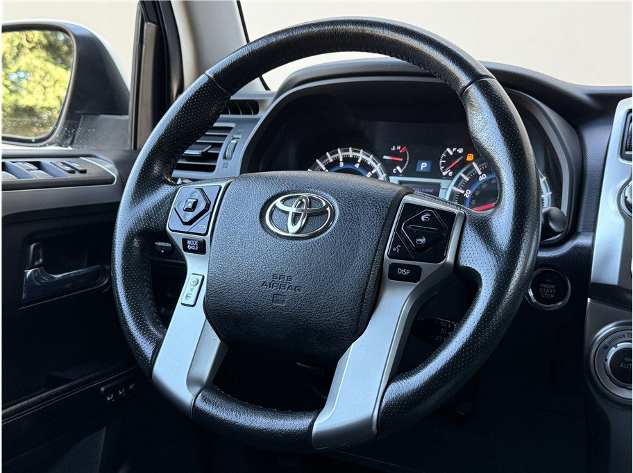 Used 2016 Toyota 4Runner Limited AWD/4WD image 16