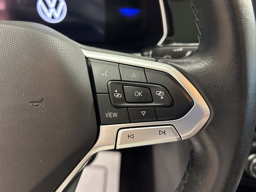 Used 2024 Volkswagen Jetta SE FWD image 11