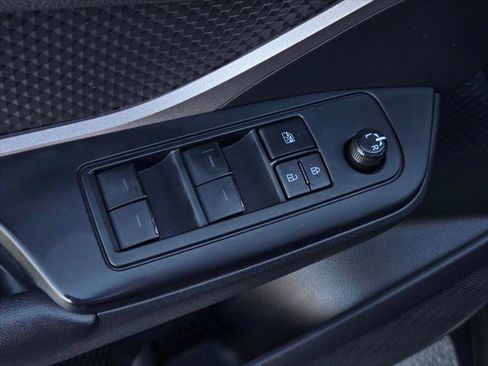 Certified 2020 Toyota C-HR LE FWD image 10