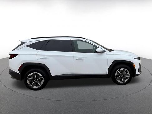 Used 2025 Hyundai Tucson SEL AWD/4WD image 16