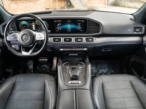 Used 2021 Mercedes-Benz GLS 580 4MATIC image 31