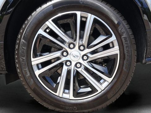 New 2026 Cadillac Lyriq Luxury image 9