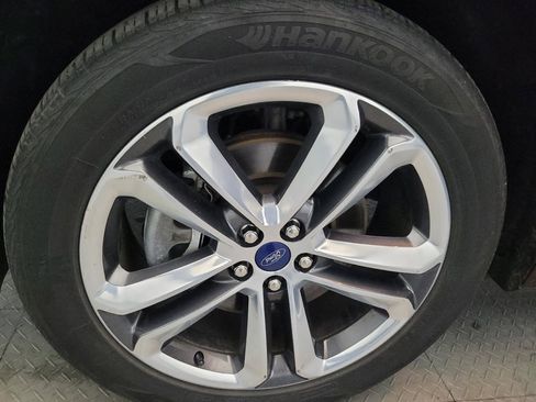 Used 2017 Ford Edge Sport w/ Technology Package AWD/4WD image 31