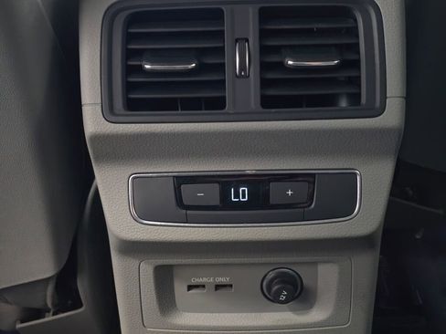 Certified 2025 Audi Q5 2.0T Premium Plus w/ Premium Plus Package image 19