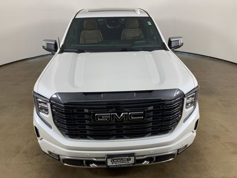 Used 2023 GMC Sierra 1500 Denali Ultimate image 4