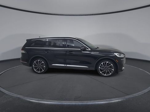 Used 2020 Lincoln Aviator Reserve w/ Equipment Group 202A AWD/4WD image 19
