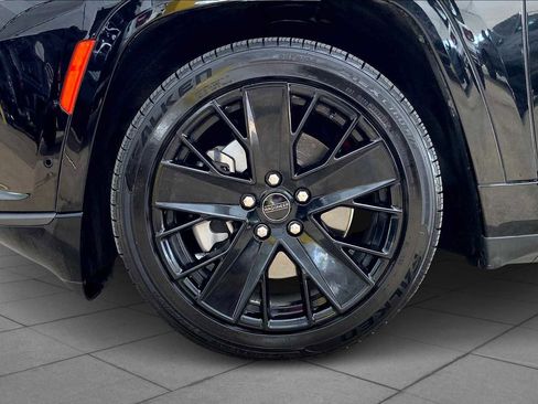 Used 2024 Jeep Wagoneer Launch Edition image 19