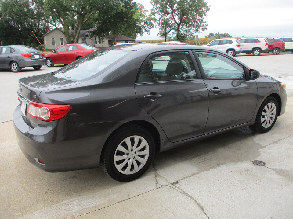 Used 2012 Toyota Corolla LE FWD image 15