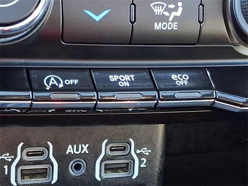 Used 2024 Dodge Durango GT image 24