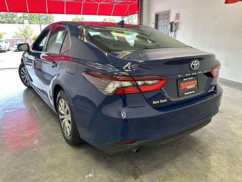 Used 2024 Toyota Camry LE FWD image 5