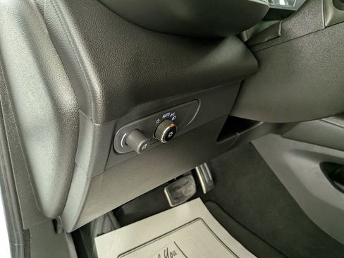 Certified 2023 Buick Envision Essence w/ Sport Touring Package AWD/4WD image 22