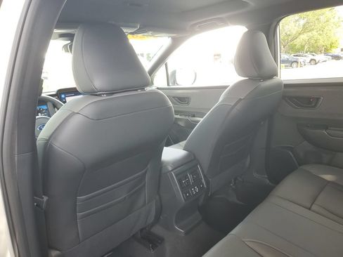 Used 2026 Subaru Outback Limited XT AWD/4WD image 15