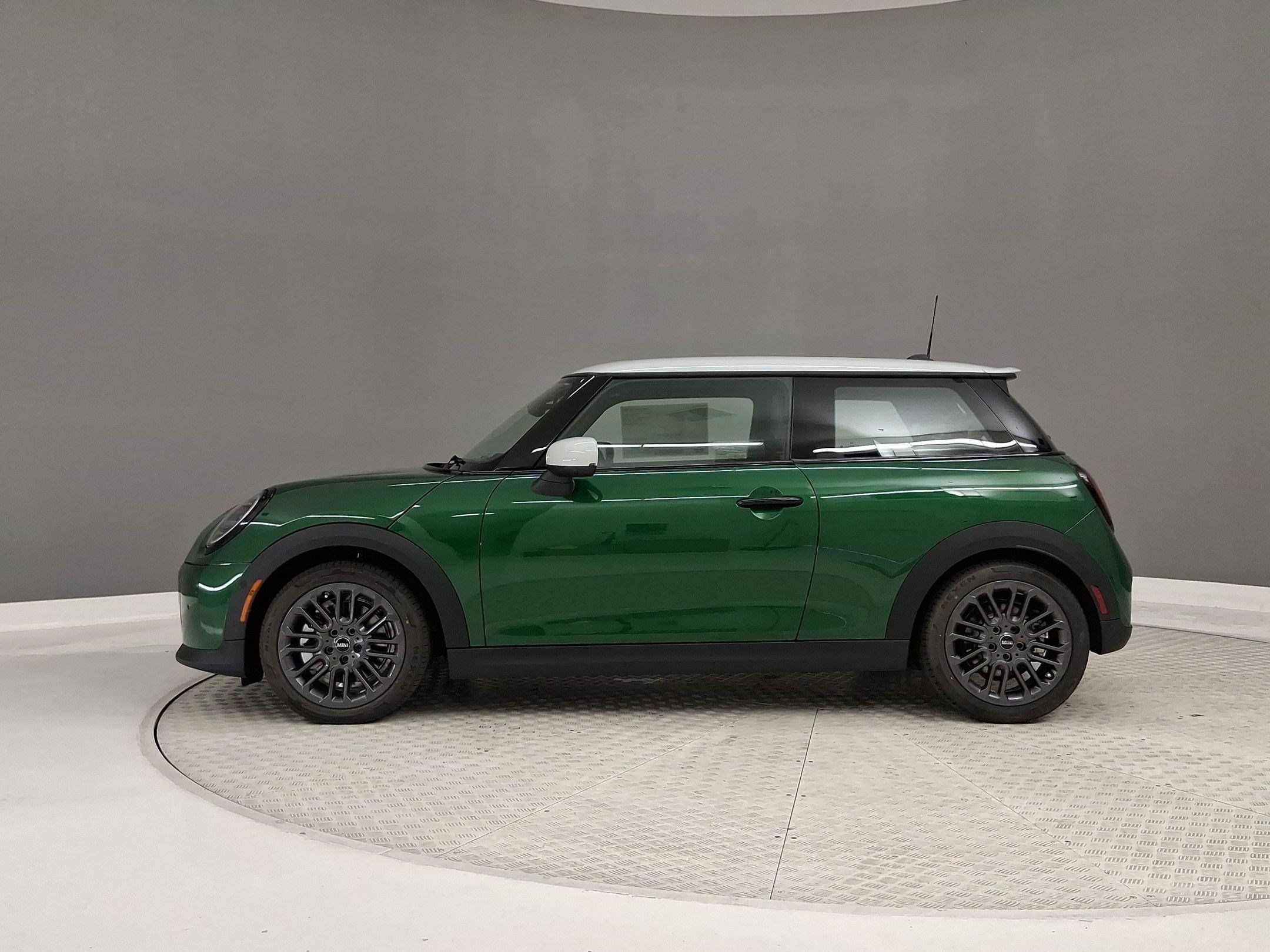 New 2026 MINI Cooper S FWD image 2
