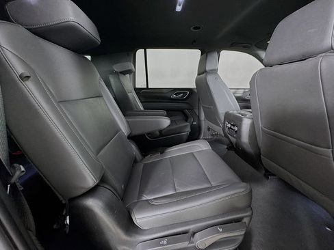 Used 2024 Chevrolet Suburban Z71 AWD/4WD image 36