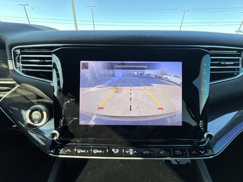 Used 2022 Jeep Wagoneer Series I image 10