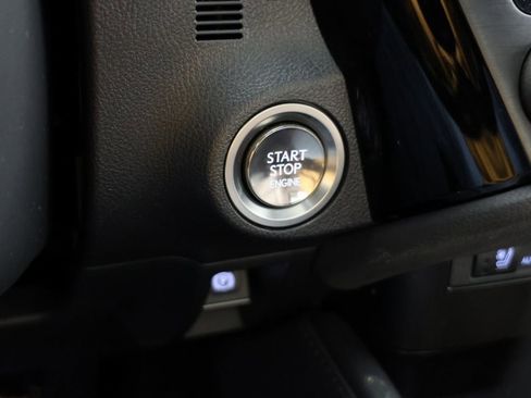 Used 2024 Lexus ES 350 Ultra Luxury w/ Accessory Package (Z2) image 18