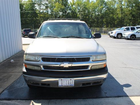 Used 2002 Chevrolet Tahoe LS w/ Traction Pkg image 10