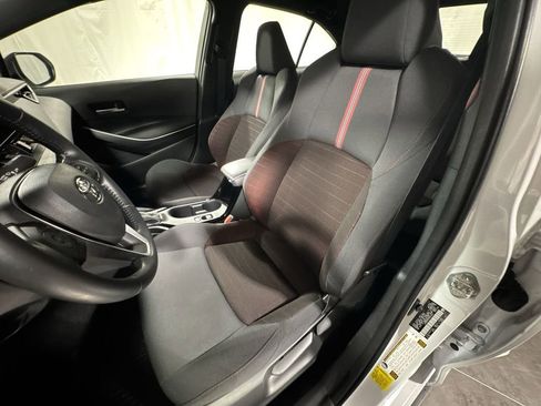 Used 2024 Toyota Corolla SE image 17