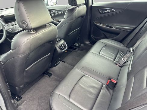 Used 2024 Chevrolet Malibu LT image 10
