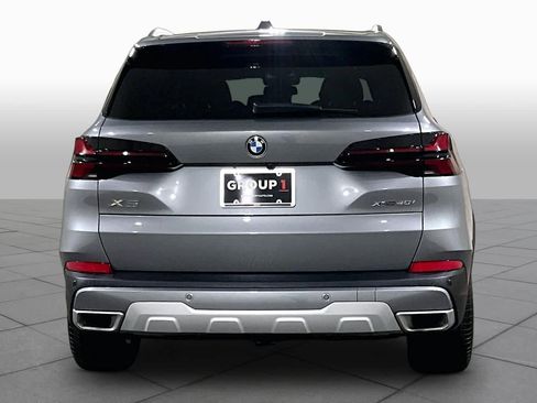 Certified 2026 BMW X5 xDrive40i AWD/4WD image 4