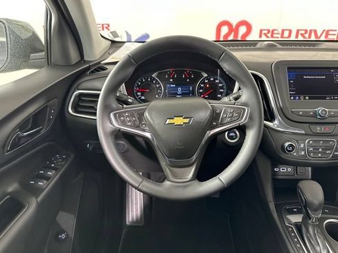 Used 2024 Chevrolet Equinox LT AWD/4WD image 9