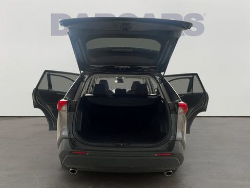 Used 2025 Toyota RAV4 XLE AWD/4WD image 29