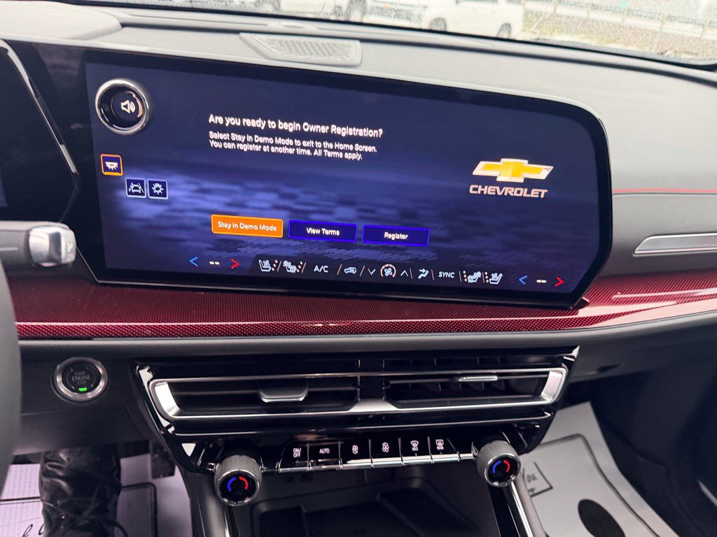 New 2026 Chevrolet Traverse RS w/ LPO, Floor Liner Package FWD image 18